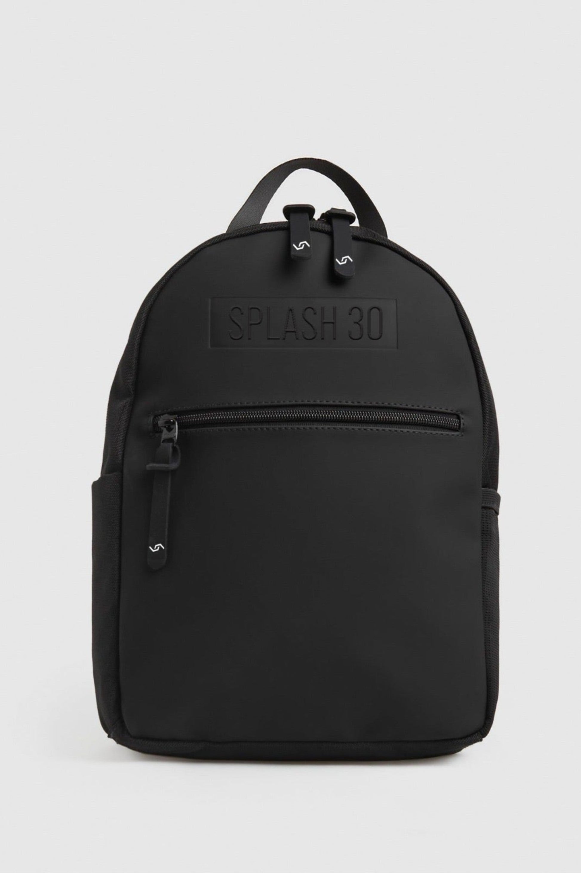 Black backpack with 'SPLASH 30' text on a light gray background