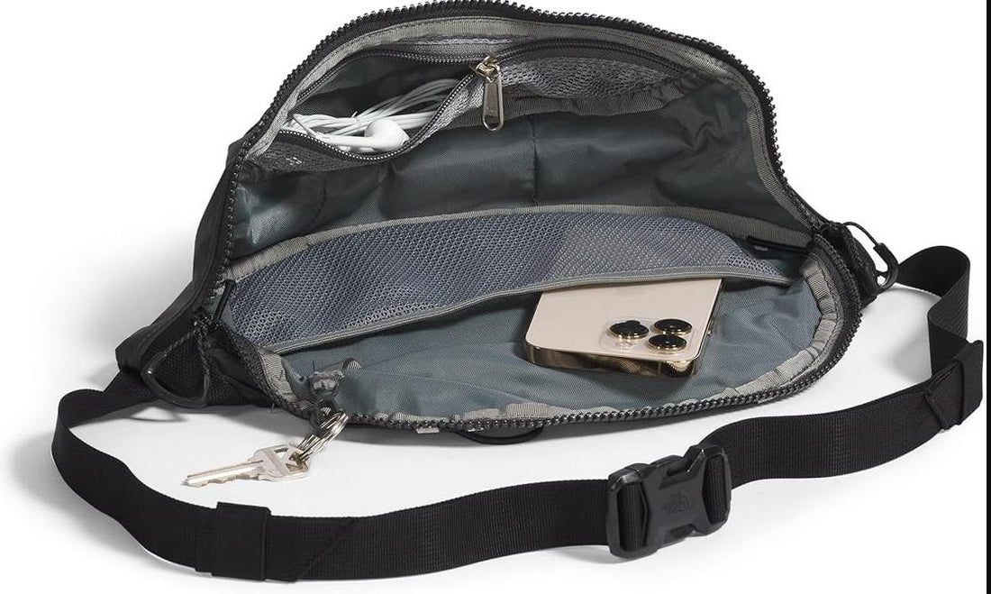 Black bag with 'Splash' logo on a white background