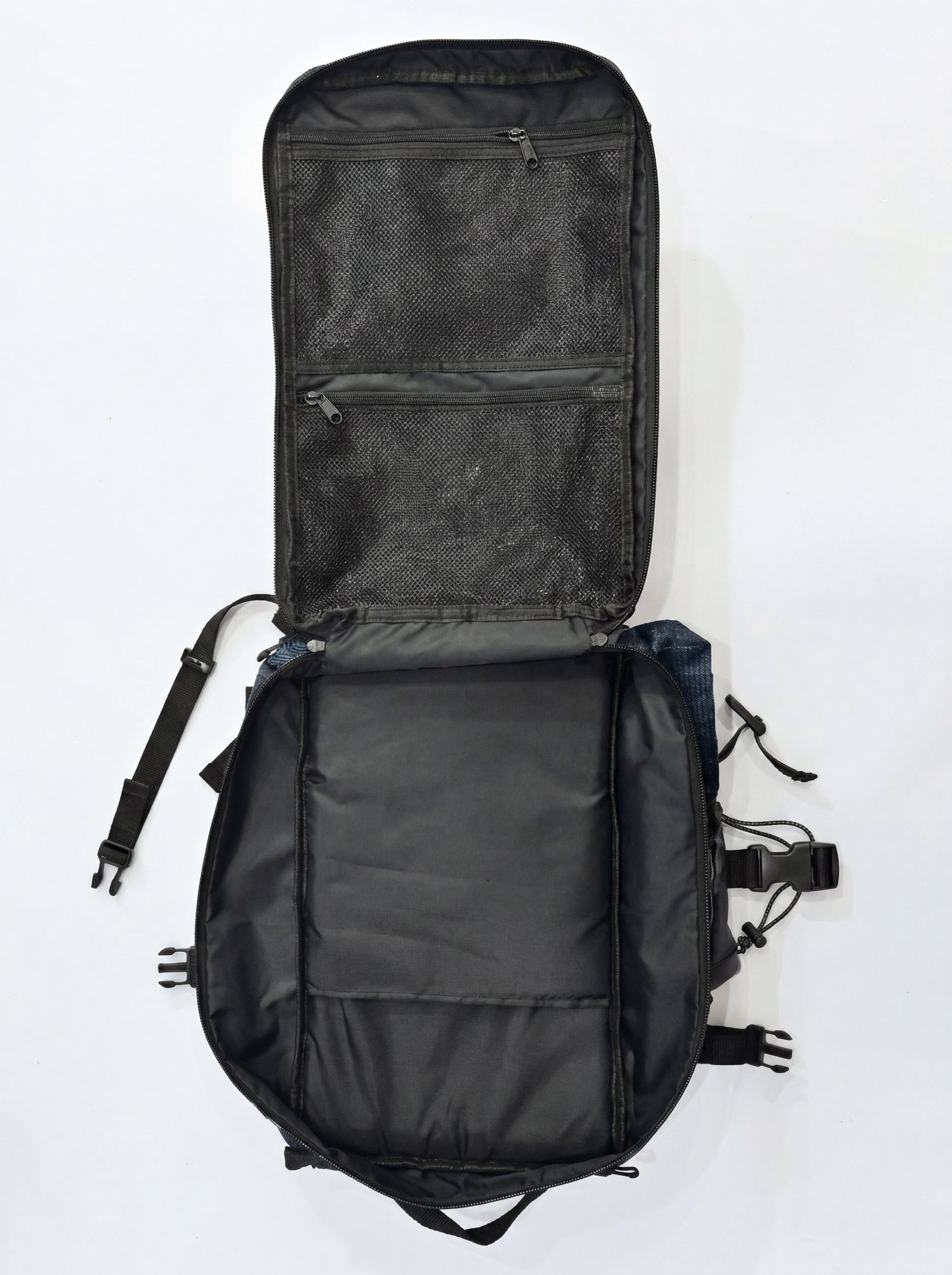 Splash30 Premium Black Camo Backpack 45L back view showing padded straps and sternum buckle