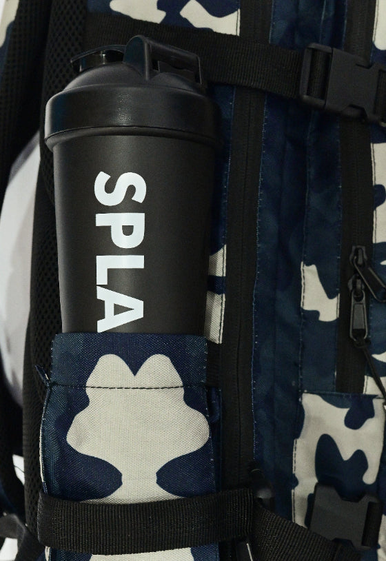 Splash30 Black Camo Backpack 45L side mesh bottle pocket with shaker bottle