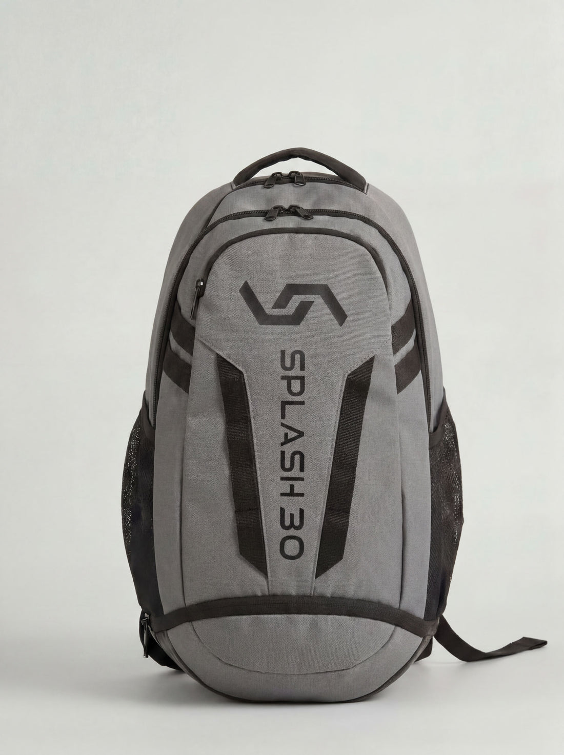 Splash 30 Everyday backpack 31L in gray with black detailing, front view showing zip compartments and Splash logo
